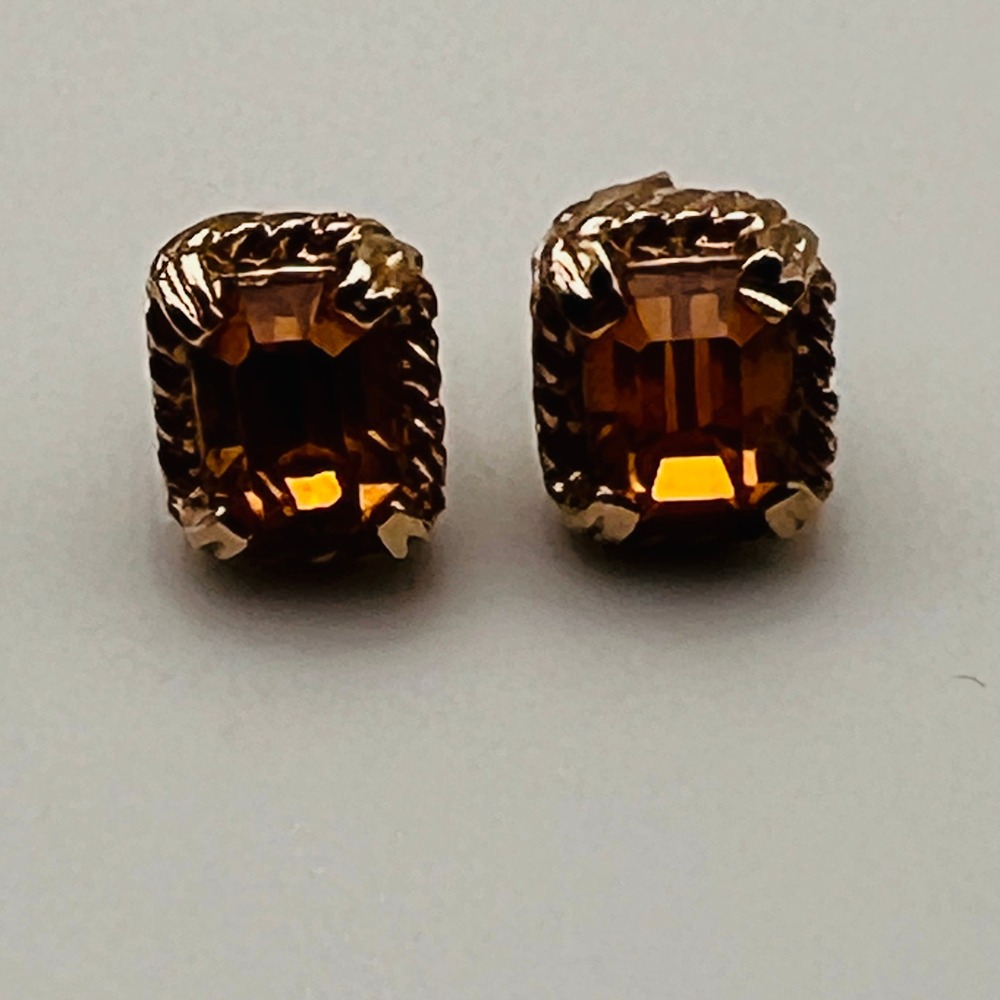 Amber Crystal Rhinestone Stud Earrings Gold Tone Rope Edge Vintage Style